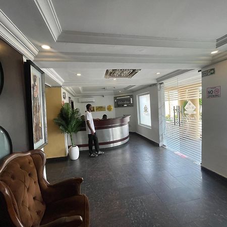 Presken K-One Hotel Ikeja Bagian luar foto